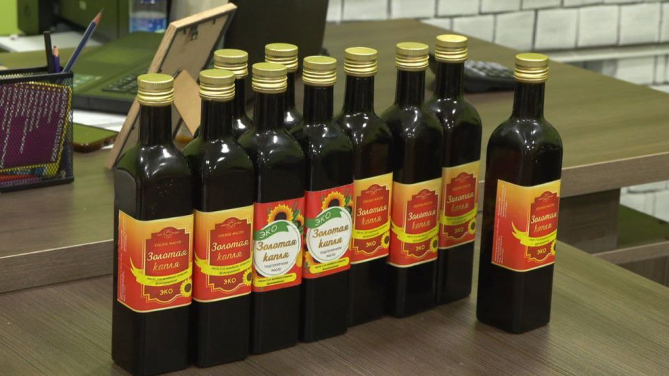 Комиссия республиканского конкурса «Приднестровское качество» посетила бендерское предприятие по производству подсолнечного масла «Золотая капля»