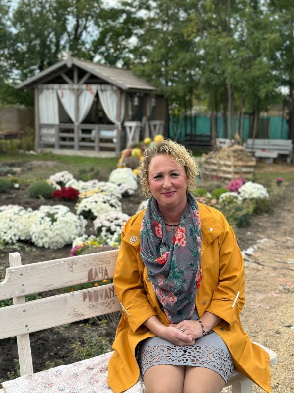 Дача Елены Дулгерь в Терновке летом превращается в маленький Прованс