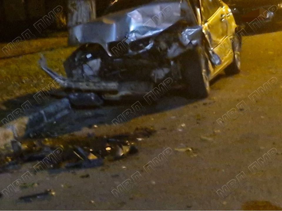 Три авто попали в аварию. Вечером 17 октября на