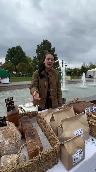 На ярмарке можно попробовать хлеб из настоящей русской печи