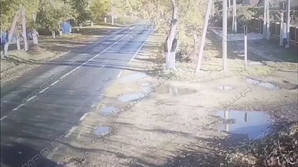 Один сотрудник госавтоинспекции погиб, второй получил тяжёлые травмы в аварии в Карагаше