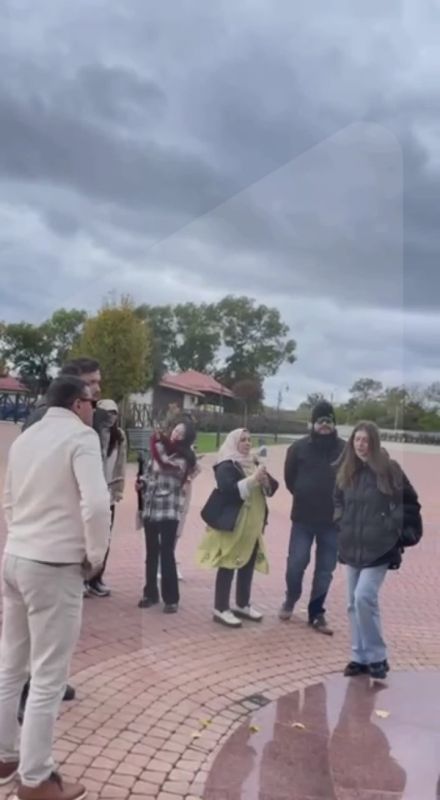 Туроператоры из Индии, Китая, Турции, ОАЭ и Армении побывали на экскурсии в Бендерской крепости и отправились в гастрономический тур по Тирасполю