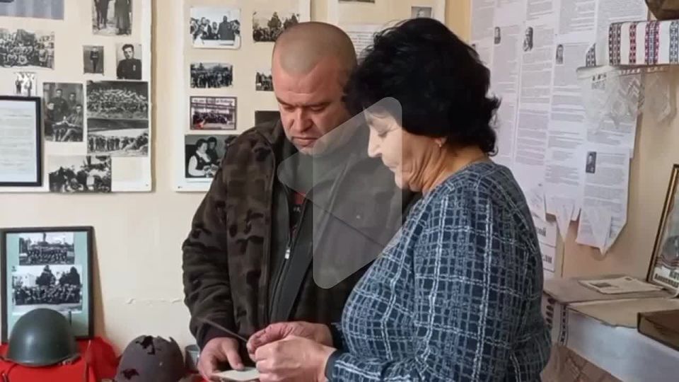 Поисковики молодёжного движения «Звезда» нашли в интернете и выкупили документы героя Великой Отечественной Деонисия Танасевского