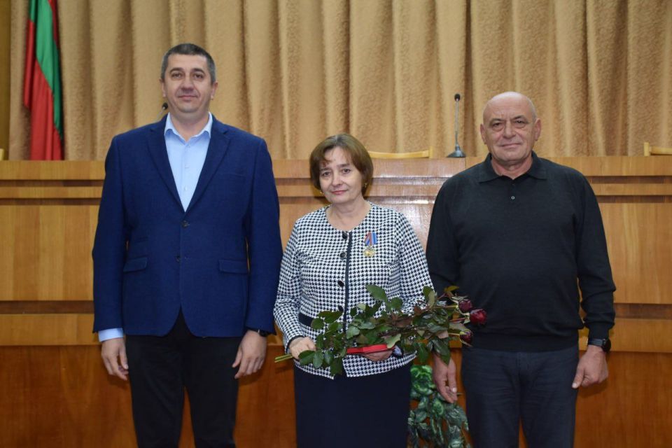 Сегодня в государственной администрации Каменского района и города Каменка состоялось торжественное собрание, посвящённое Дню бухгалтера