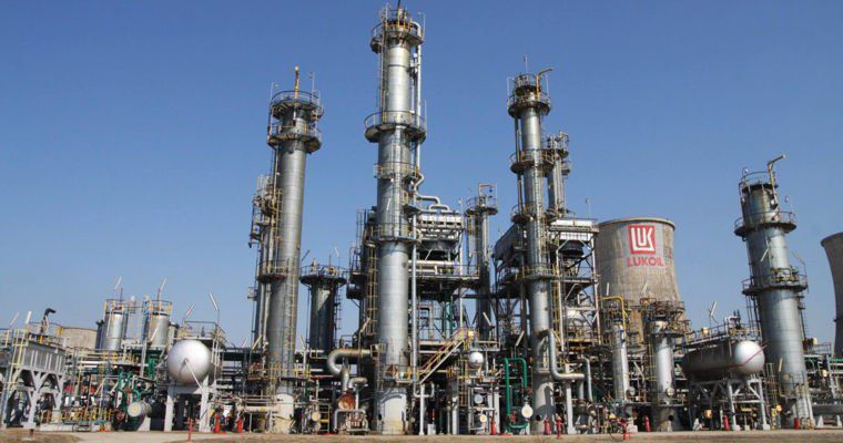 В Румынии произошел взрыв на НПЗ Лукойл: один человек пострадал