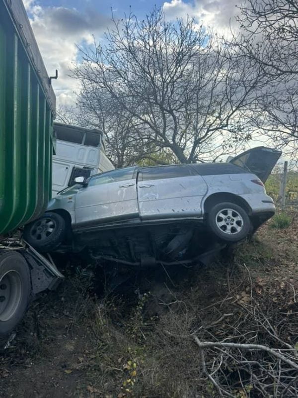 Машина на тираспольских номерах столкнулась с фурой, в сети пишут, что на объездной