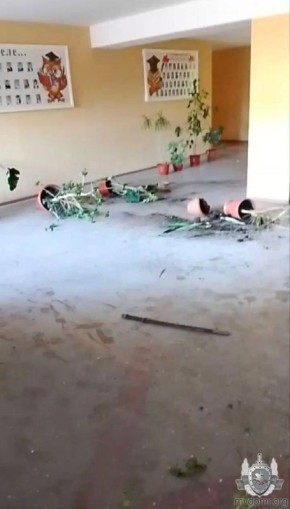 Разгромили школу. В школе с. Малаешты Григориопольского района трое детей 8–10 лет устроили погром