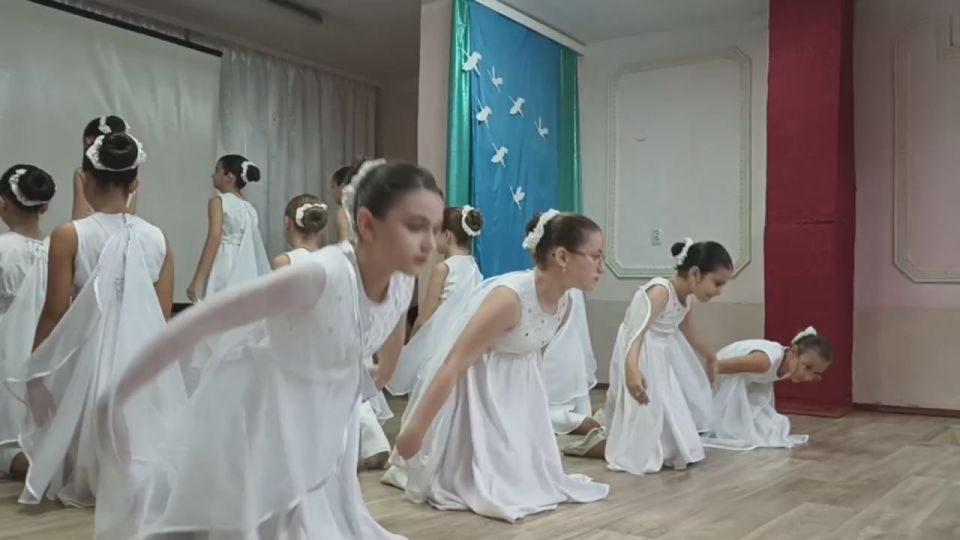 Летят в бессмертие журавли