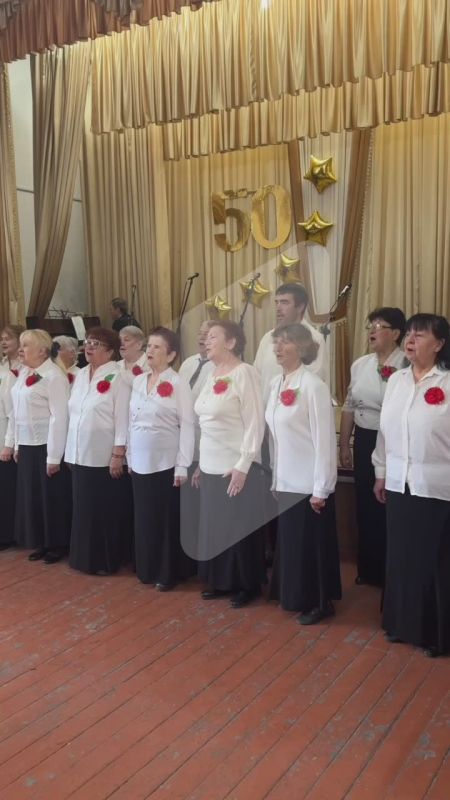 Приднестровские марьячи почтенного возраста зажигают на концерте в честь юбилея клуба «Ветеран»