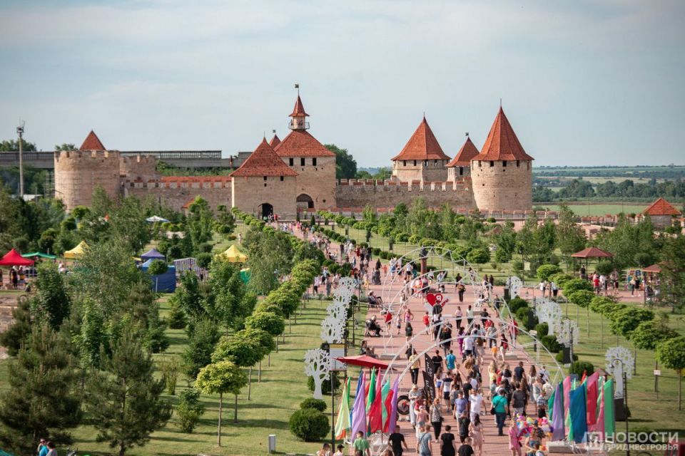 Сообщаем о парковках и работе транспорта во время празднования Дня города 25 октября
