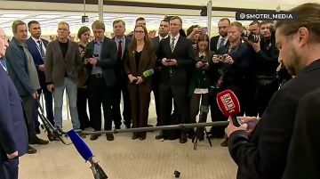 Путин: Российско-американский саммит, скорее, переносится.Было бы ошибкой подойти к саммиту в Будапеште без подготовки