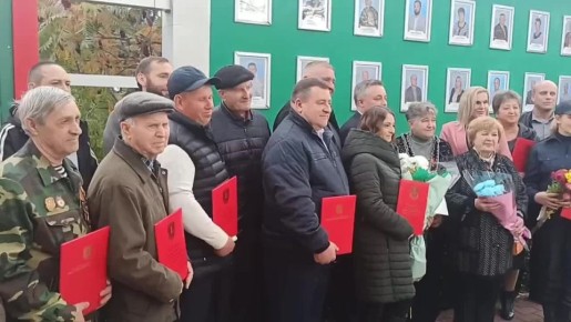 В Дубоссарах прошла торжественная церемония открытия Доски почета
