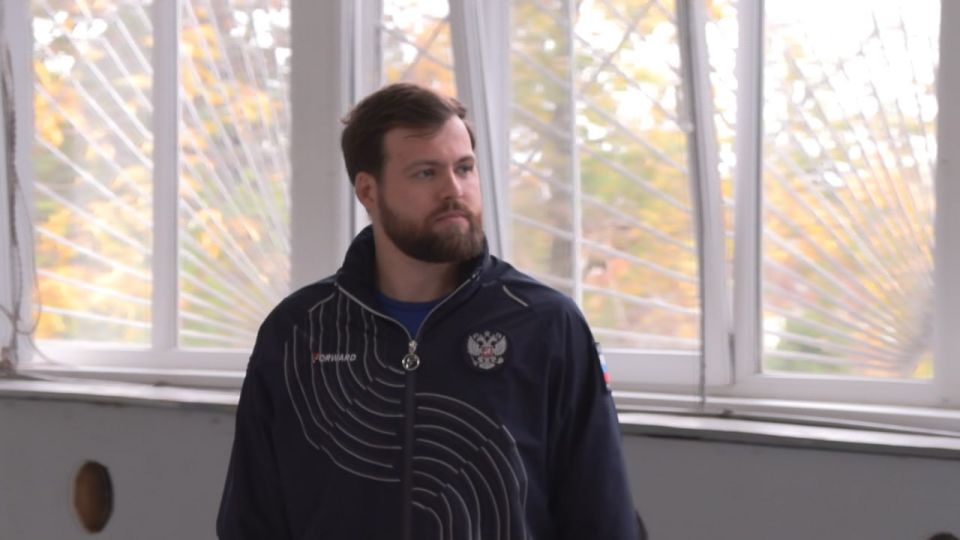 Зарядка с чемпионом. В бендерской школе №15 уроки физкультуры делают интересными и нестандартными