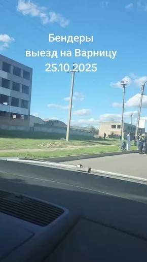 Три машины в субботу заблокировали подъезд к таможне на Варнице
