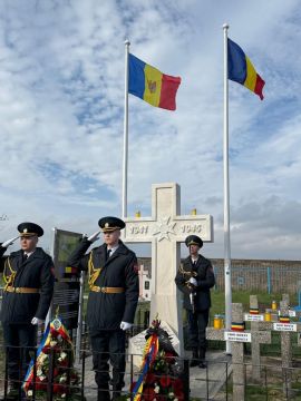 Очередное кладбище «румынских героев» открыто в селе Тэлэешть Хынчештского района Молдовы