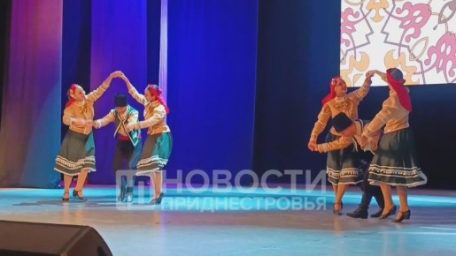 Приднестровский народный колорит на праздничном концерте к юбилею медицинского колледжа в исполнении танцовщиков государственного института искусств им. А. Г. Рубинштейна