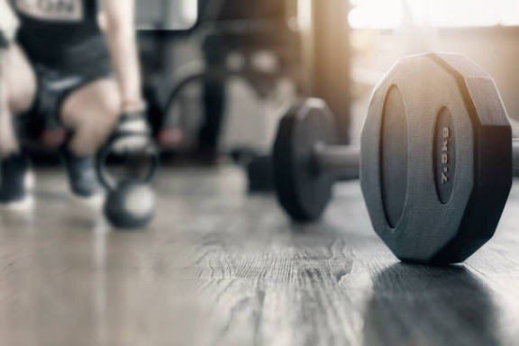 16-летний подросток скончался в тренажерном зале в Кишиневе