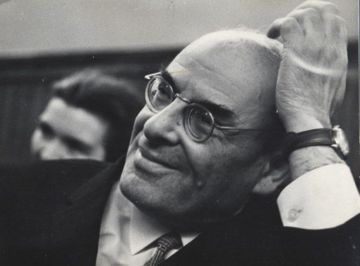112 лет со дня рождения легендарного фронтового оператора и режиссёра Ефима Учителя