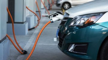 Минэкономразвития предлагает снизить налог для электрозаправок до 3,5%