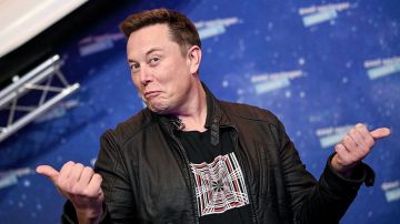 Илон Маск может уйти из Tesla, если акционеры не выплатят ему 1 триллион долларов, пишут американские СМИ