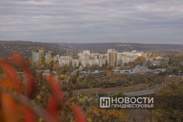 Рыбница на осеннем стиле. Северная столица приоделась по сезону