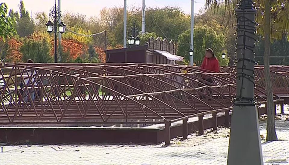 Фонтаны в Екатерининском парке ушли на зимовку