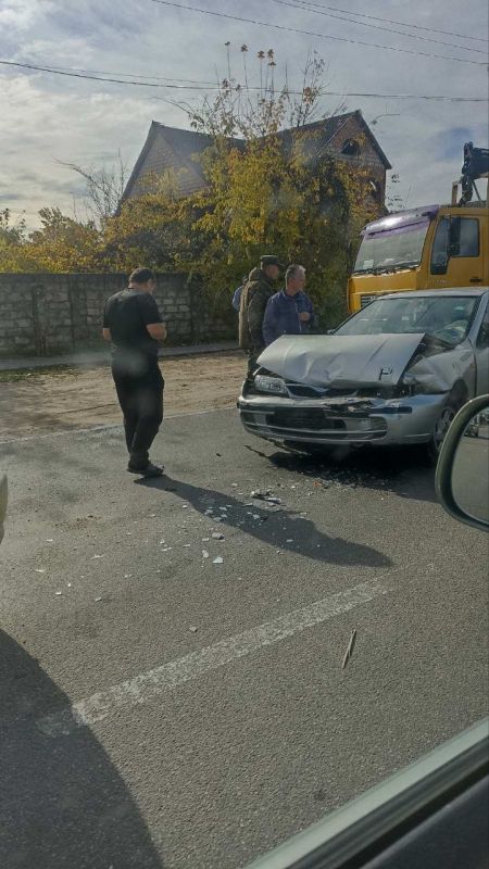 Авария возле пешеходного перехода в Парканах