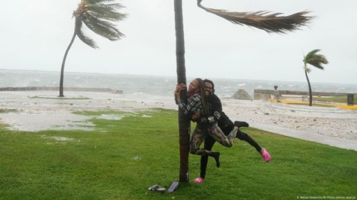 Самый сильный ураган за всю историю наблюдений в Атлантике «Мелисса» ударил по Ямайке