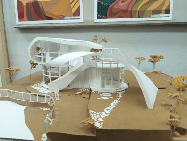 В Приднестровском государственном художественном музее открылась выставка кафедры «Архитектура и дизайн» Бендерского политехнического института