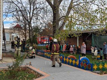 Дети в дубоссарском детсаду поучаствовали в пожарных учениях