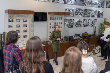 С ЭКСКУРСИЕЙ – В ВОЕННО-ИСТОРИЧЕСКИЙ МУЗЕЙ ВООРУЖЕННЫХ СИЛ