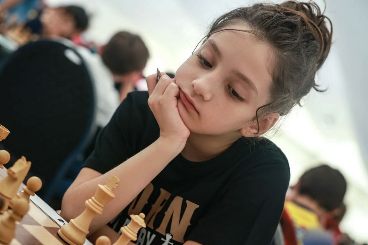 Трое приднестровских шахматистов выступают на юношеском чемпионате Европы