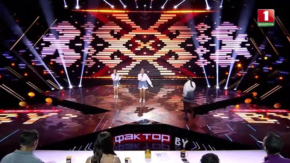Рыбницкие сестрички из группы «A-TRI» зажгли на белорусском шоу «Фактор.BY»