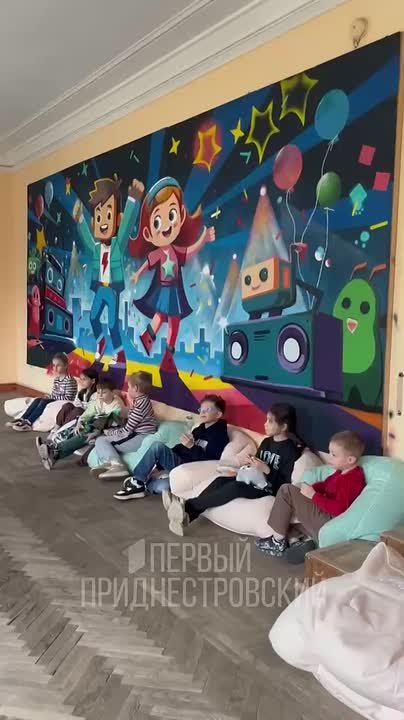 Караоке, танцы, настольные игры и мастер-классы – так проводят осенние каникулы в Бендерах