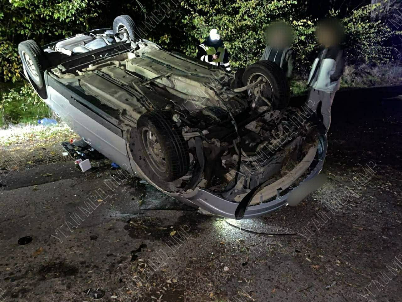 «Фольксваген» перевернулся у Кицкан: пассажир в реанимации, водитель сбежал