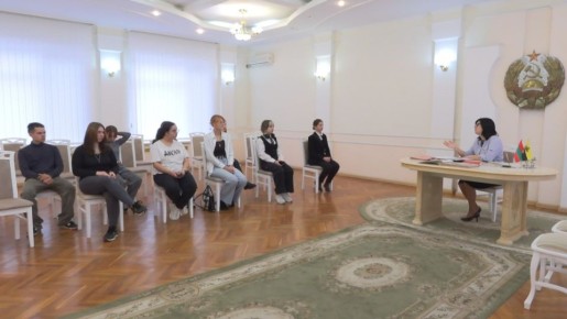 Экскурсия в ЗАГС для юных журналистов