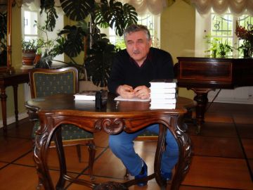 Сегодня день рождения у главного летописца Тирасполя - Владимира Полушина, ему исполнилось 75 лет