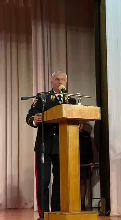 Честь и признание: ветеранов МВД