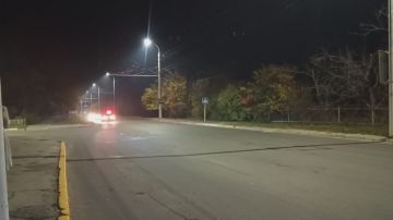 По улицам города курсируют машины ГАИ с громкоговорителем