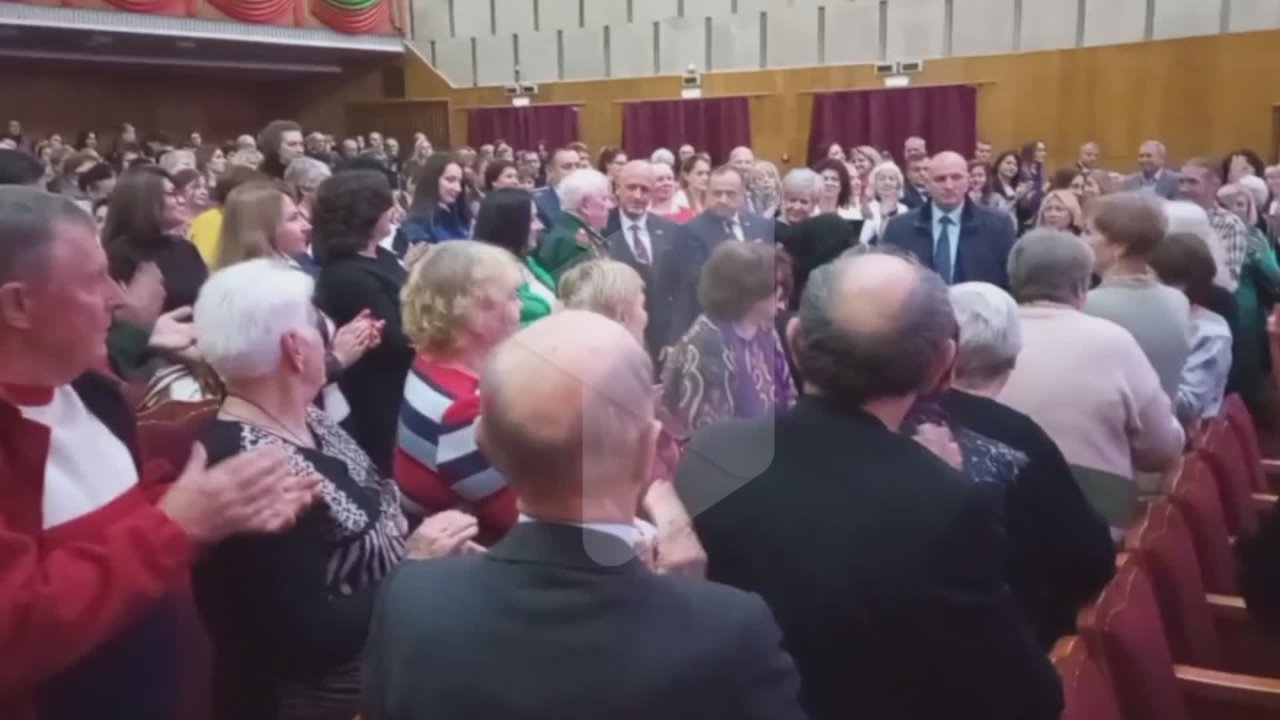 Во Дворце Республики – торжественное собрание в честь 80-летия «Одемы»