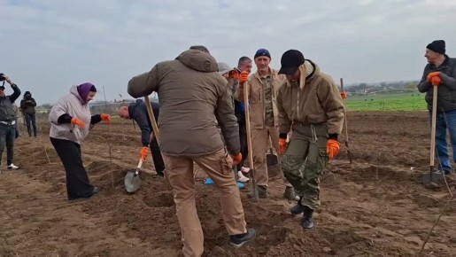 Министр финансов приняла участие в субботнике