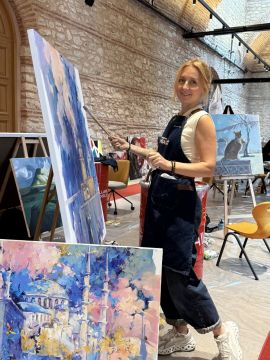 Заслуженная художница ПМР Наталья Ямпольская приняла участие в арт-фестивале в Стамбуле