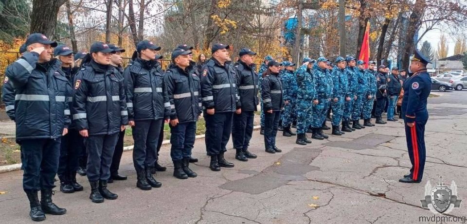 В преддверии Дня милиции. У здания Рыбницкого отдела внутренних дел 6 ноября состоялась торжественная церемония, посвящённая 34-й годовщине образования милиции Приднестровской Молдавской Республики и 108-летию со дня...