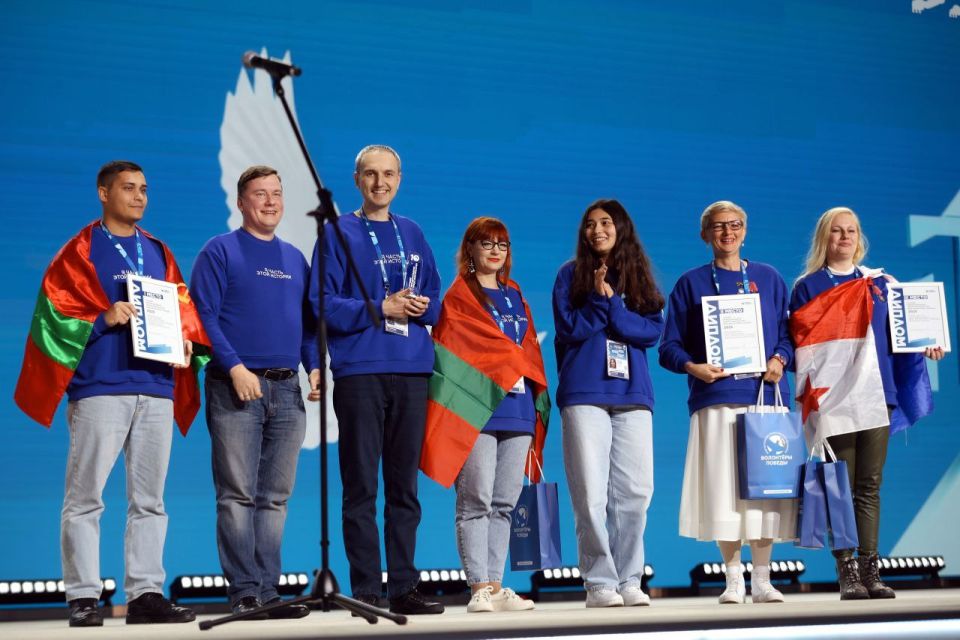 ��������������� ��������� ������� ����� ������� ����� � ���� ���������� �������� ������ � �������