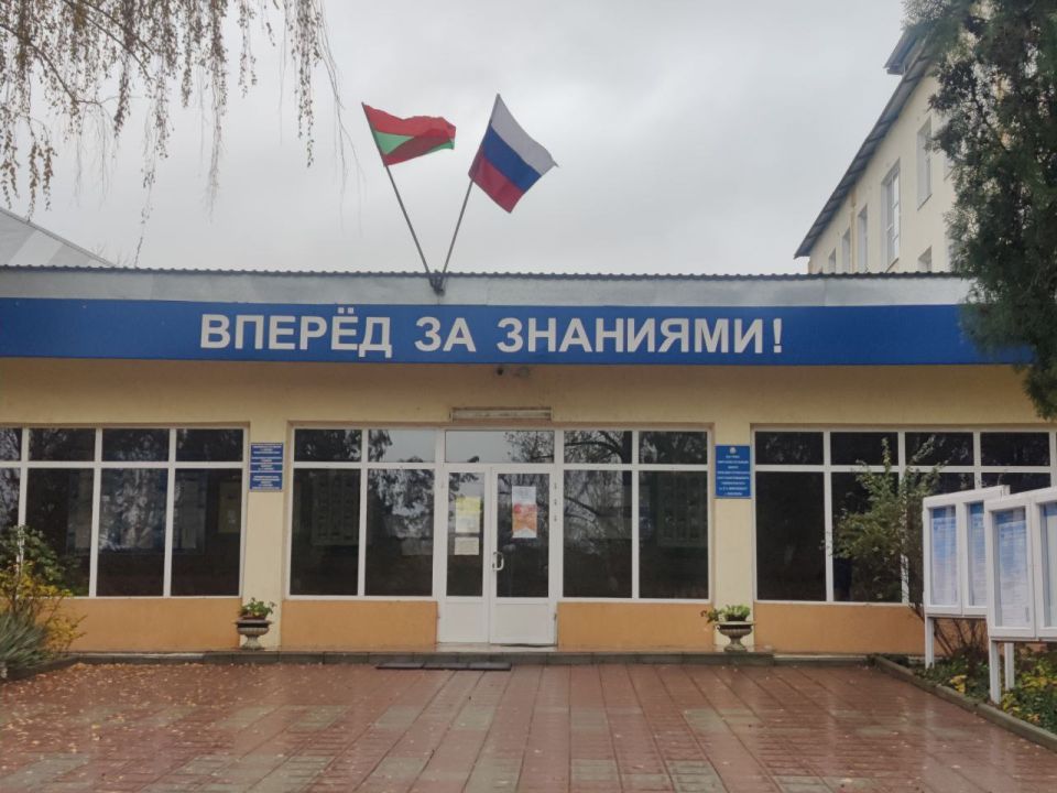 В Бендерском политехническом институте впервые прошёл «Приднестровский экономический диктант», приуроченный ко Дню экономиста