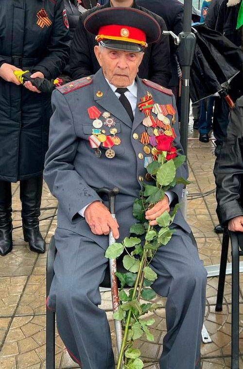 Сегодня 102 года исполнилось Ветерану Великой Отечественной войны из Рыбницы Филиппу Сафроновичу Оловягину