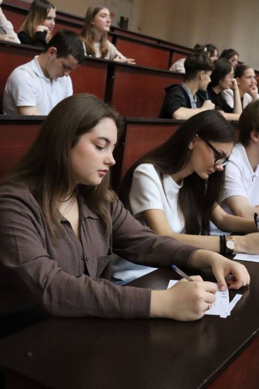 Первый экономический диктант написали в Приднестровье