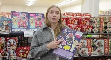 Адвент-календарь «Роблокс» точно понравится детям: здесь есть и задания, и конфеты