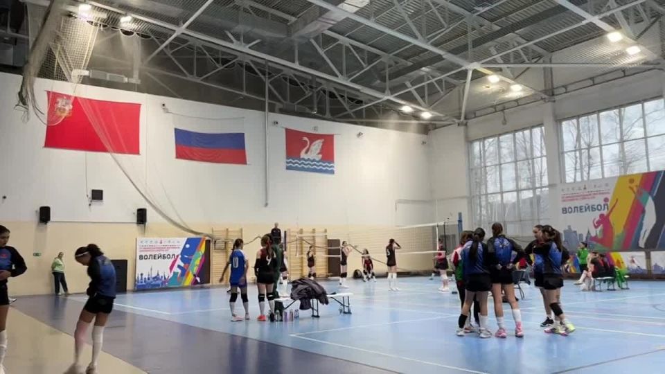 Волейбол (женская команда)