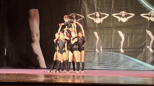 Школа эстетической гимнастики и танца «Аваланж» взяла 5 первых мест на Международном конкурсе «Черный Лебедь» («Black Swan») в Румынии